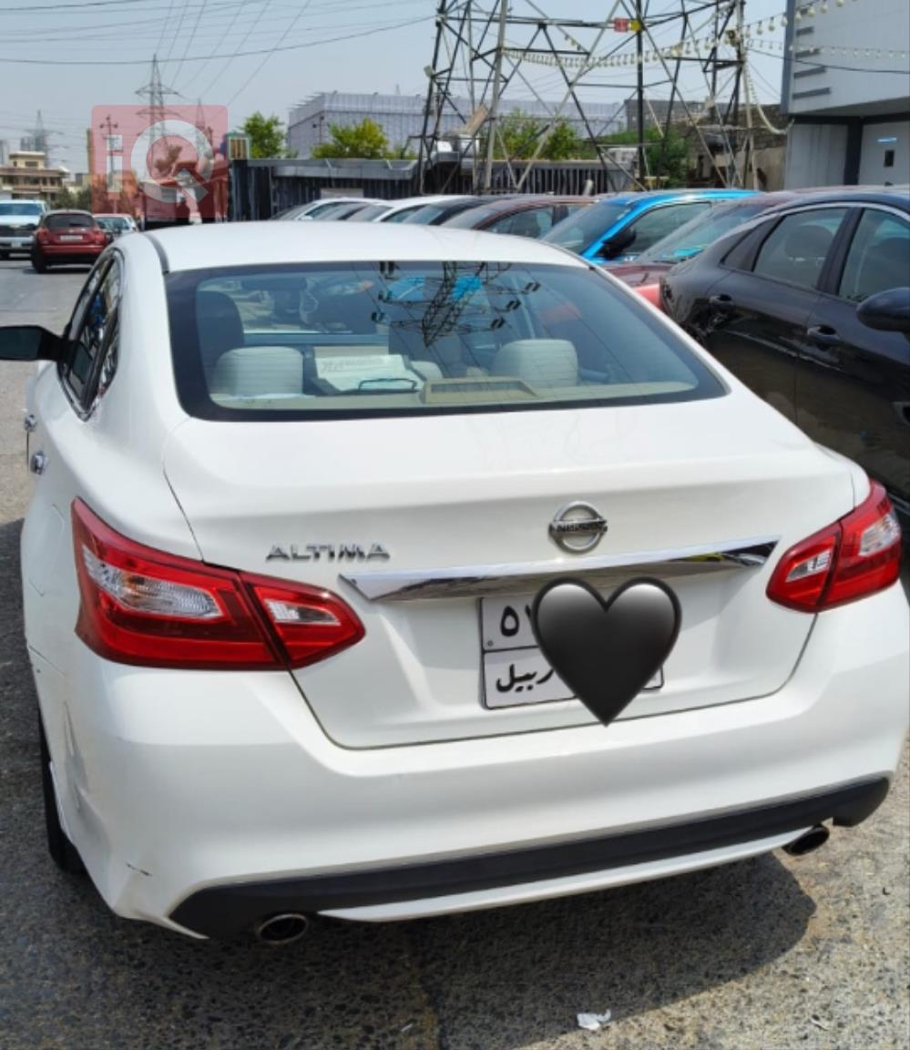 نیسان ئەلتیما